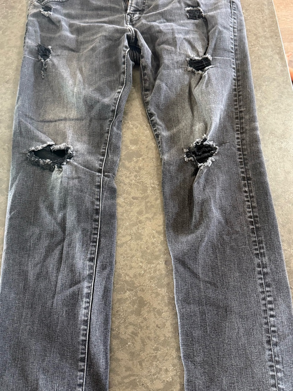 American Eagle Outfitters Men's Distressed Gray-Black Skinny Jeans